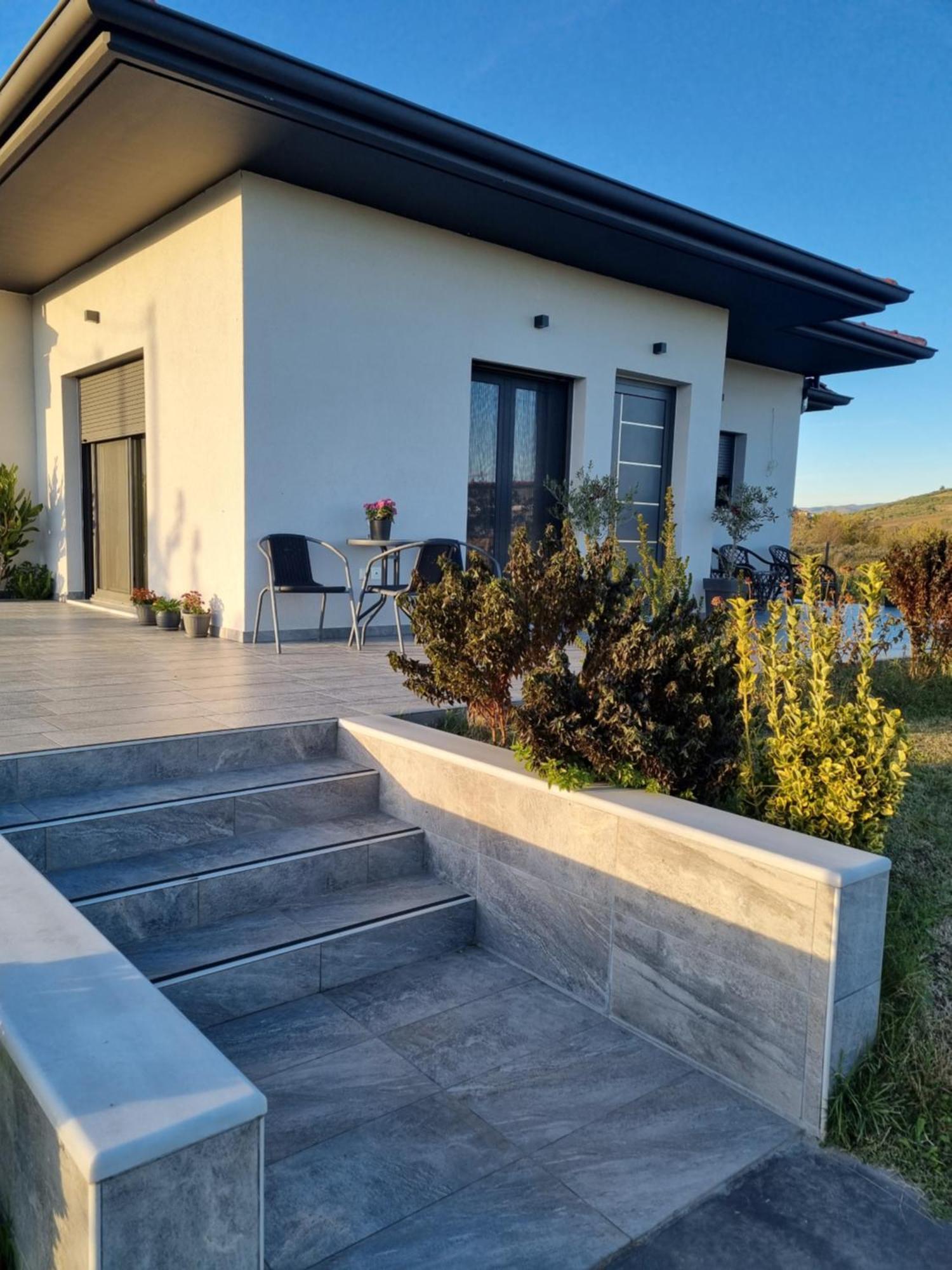 טריקלה Β & Β Farmhouse מראה חיצוני תמונה